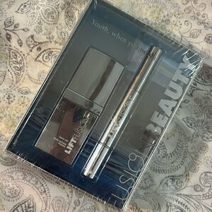 Unopened discontinued 2 pc. Boxed set sealed Fusion Beauty.